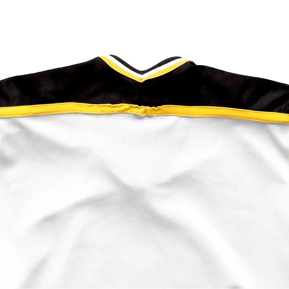 Vintage 90s CCM Boston Bruins NHL Hockey Jersey – Officially Licensed - Picture 6 of 6